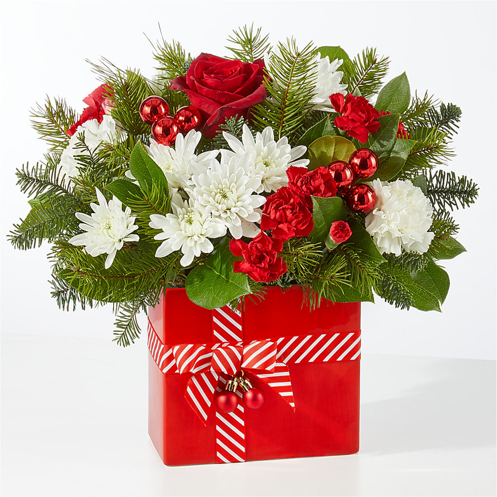 Presents Under the Tree Bouquet –  The Andes Flowers Llc, Fort Myers FL