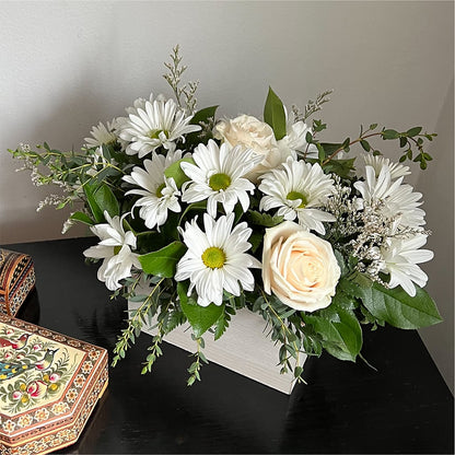 Fresh Linen Box Bouquet –  The Andes Flowers Llc, Fort Myers FL