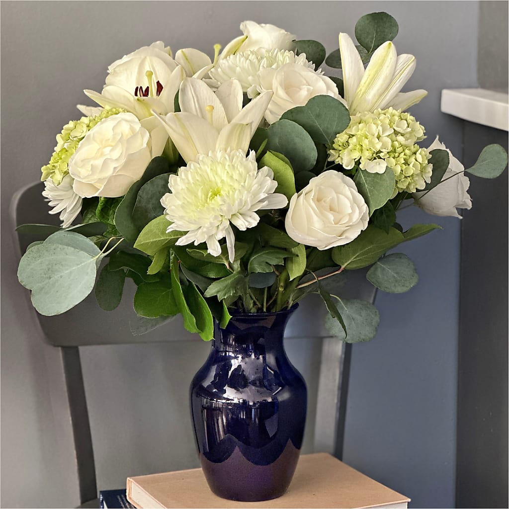 Snowy Dreams Bouquet –  The Andes Flowers Llc, Fort Myers FL